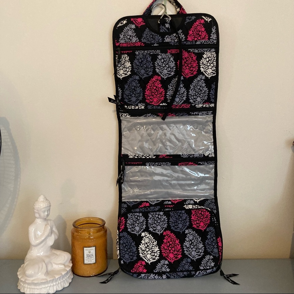 Vera Bradley hanging toiletry travel case in Northern Lights
